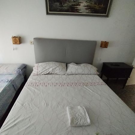 Hotel Eden Bahía Blanca Buitenkant foto